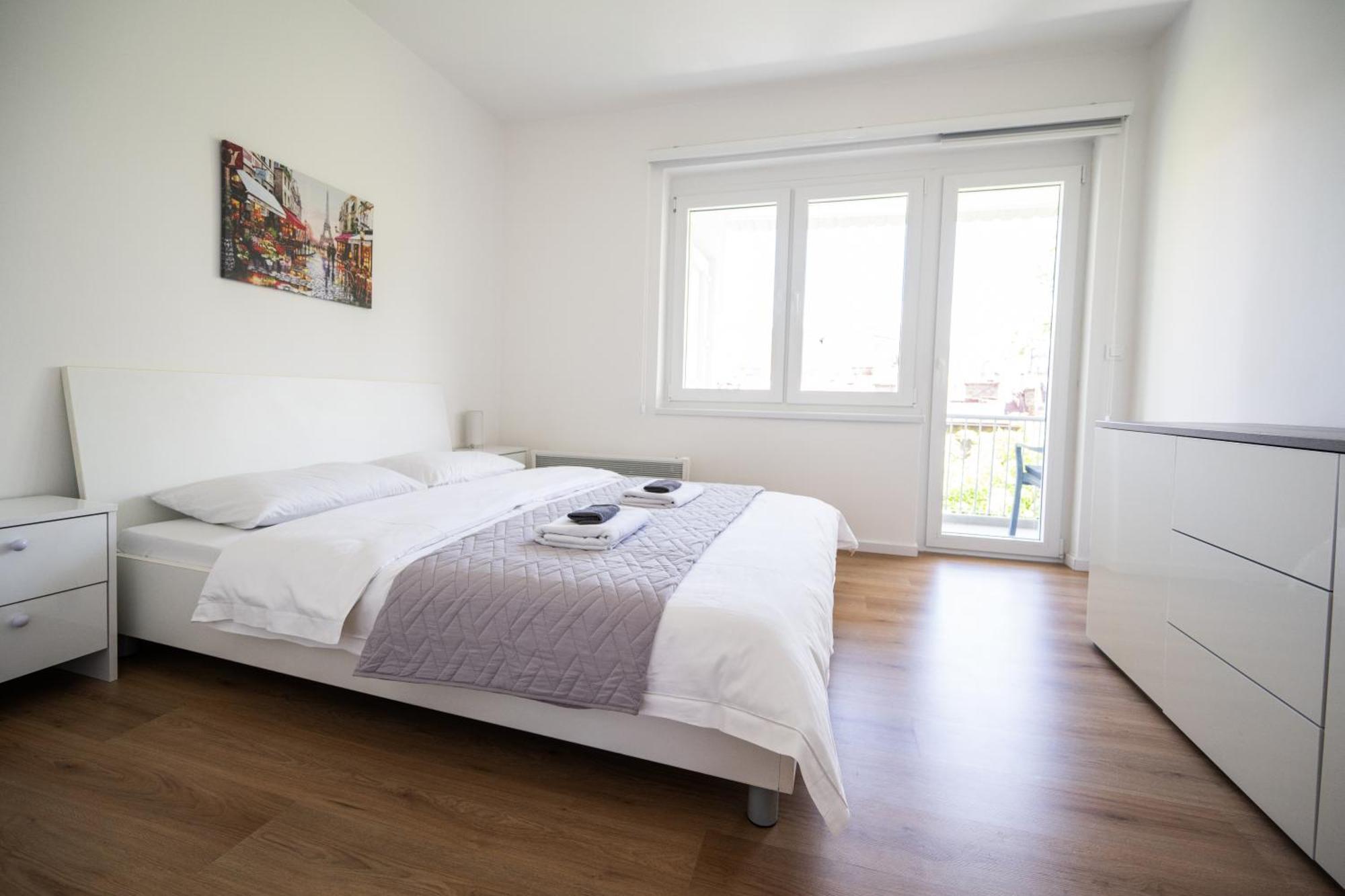 סראייבו Bright 2Bdr Apartment With Balcony - Free Parking מראה חיצוני תמונה