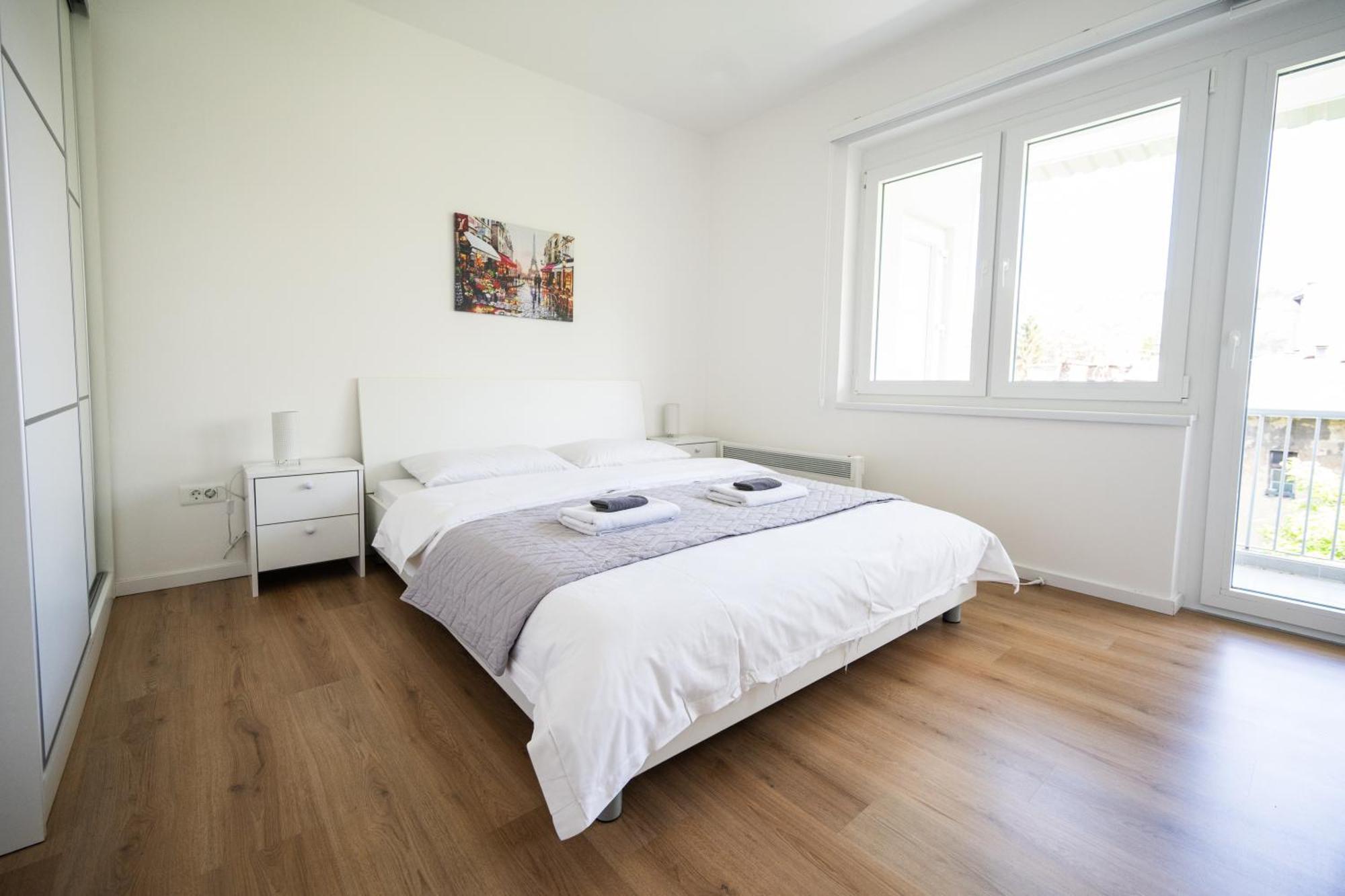 סראייבו Bright 2Bdr Apartment With Balcony - Free Parking מראה חיצוני תמונה