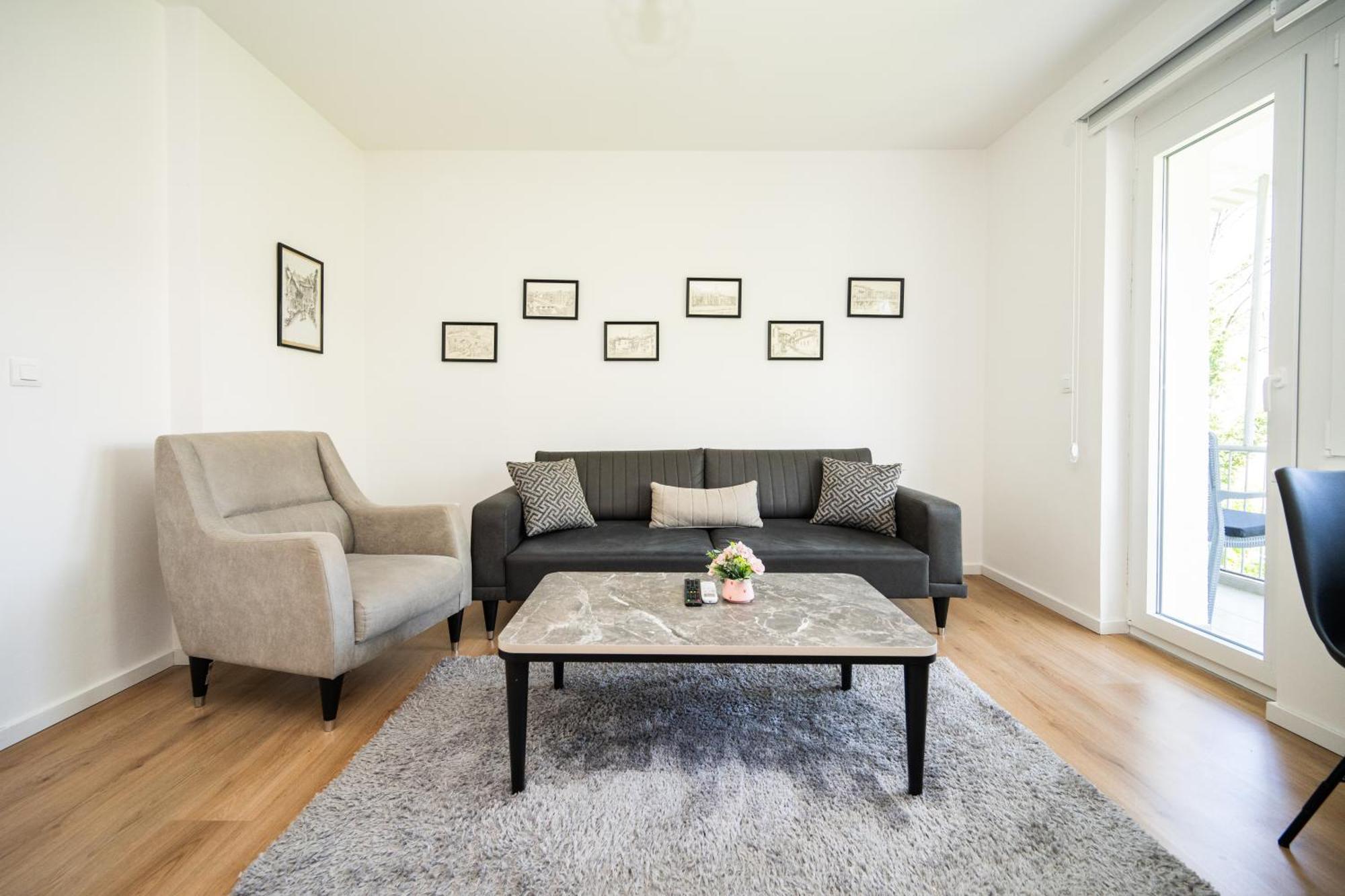 סראייבו Bright 2Bdr Apartment With Balcony - Free Parking מראה חיצוני תמונה